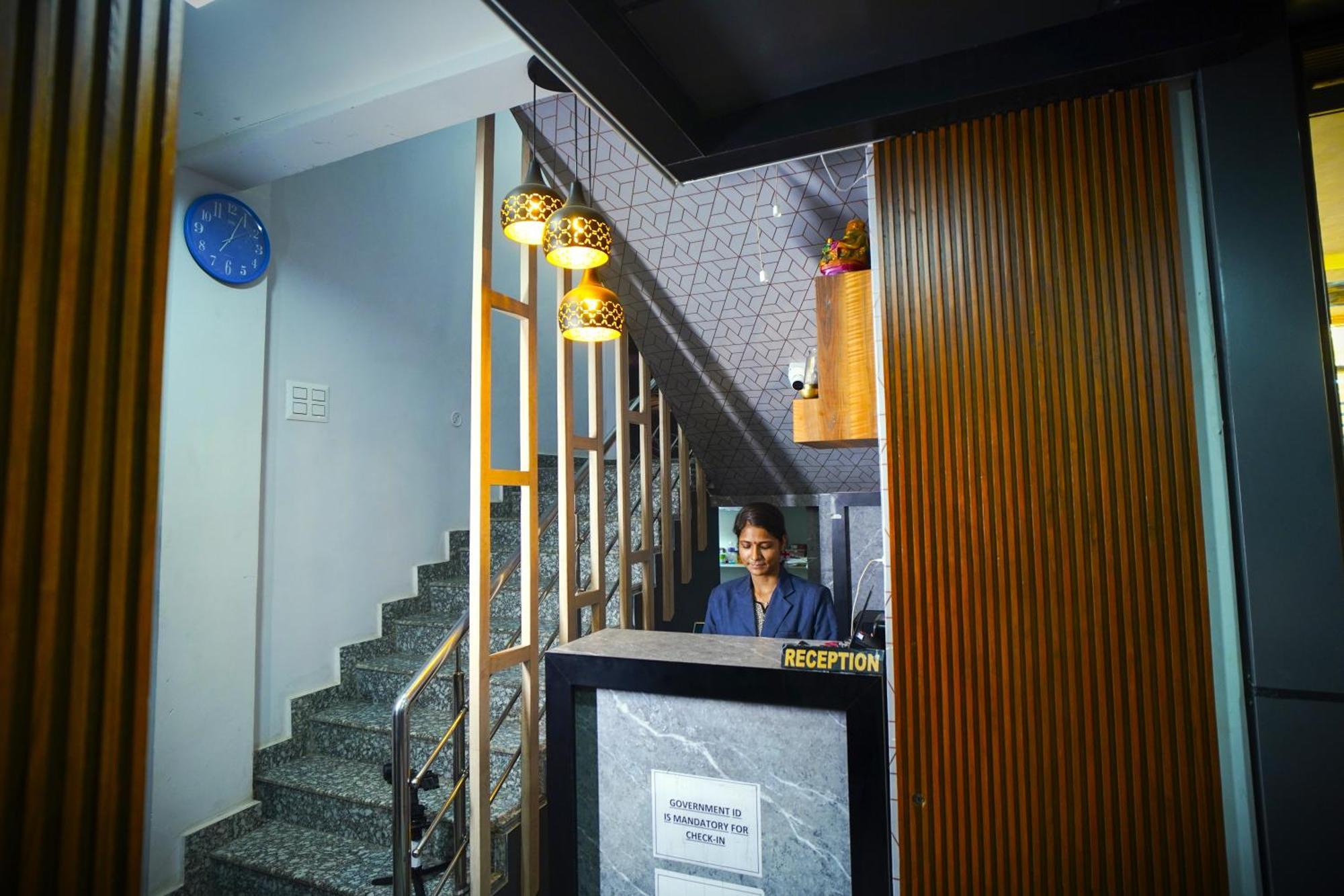 Hotel Rama Gorakhpur Eksteriør billede